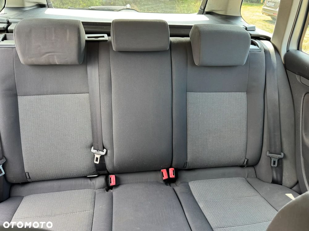 Volkswagen Golf 1.9 TDI Comfortline - 14