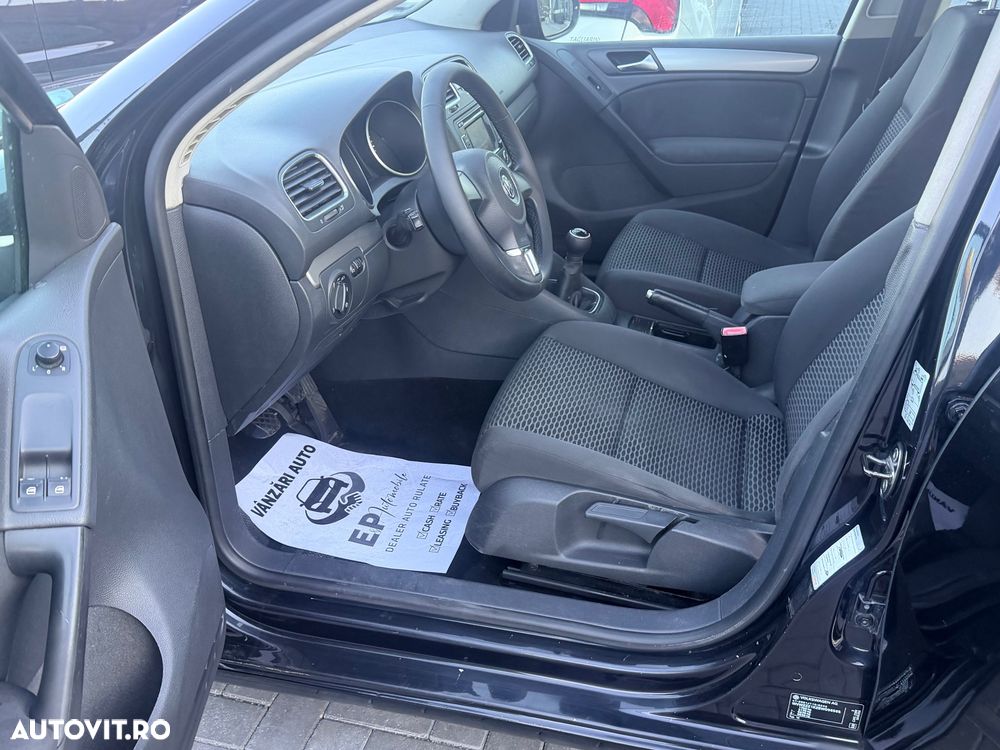 Volkswagen Golf 1.6 TDI DPF Style - 8