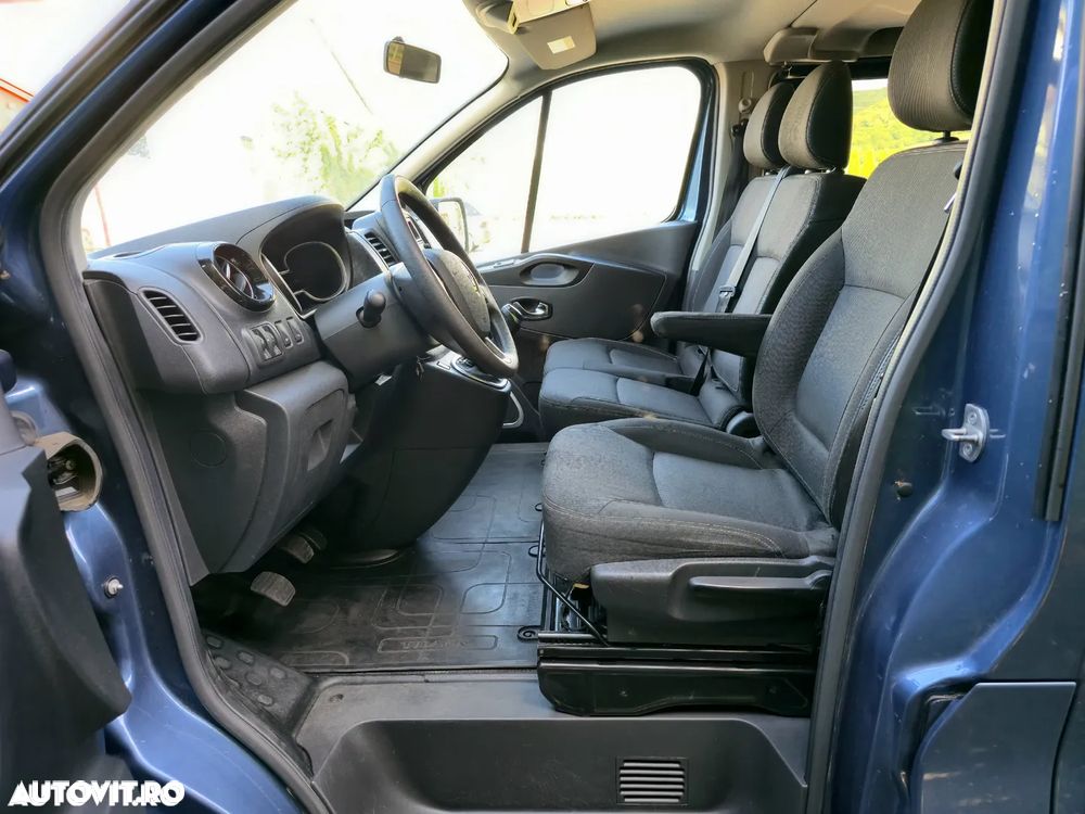 Renault Trafic 2.0 Blue dCi 145 Combi L2H1 7+1 locuri Expression - 17