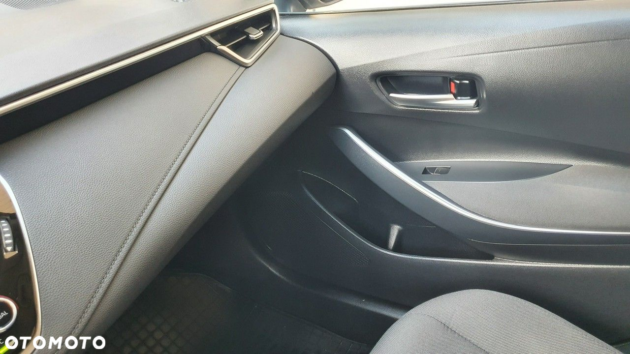 Toyota Corolla 1.6 Comfort - 39
