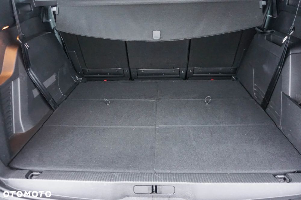 Peugeot 5008 1.2 PureTech mHEV GT S&S e-DCS6 - 33