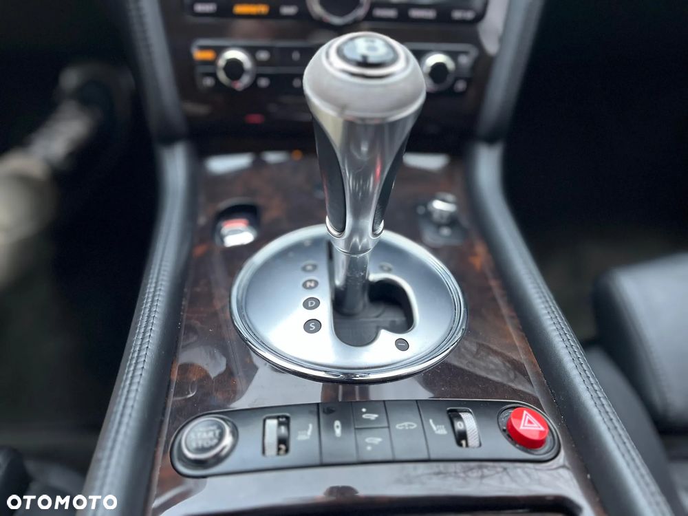 Bentley Continental GT Standard - 22