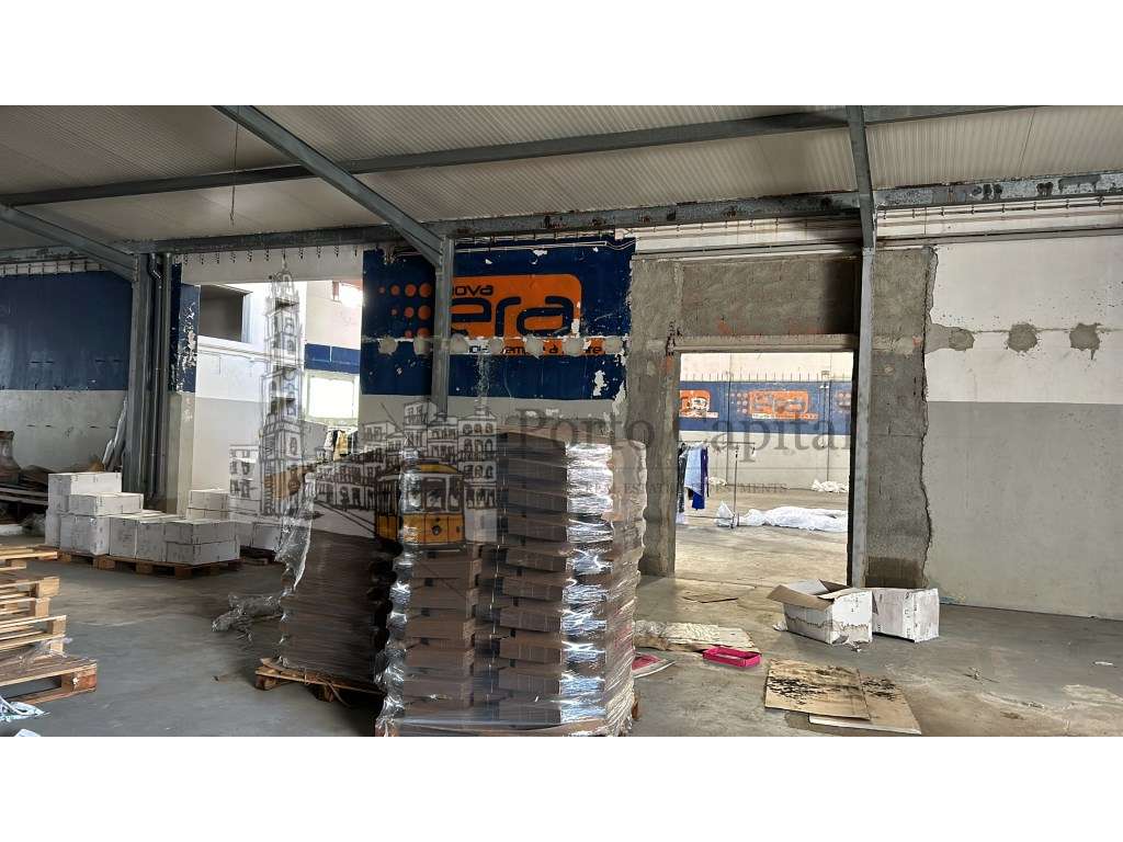 EXCELENTE ARMAZEM PARA ARRENDAMENTO NA ZONA INDUSTRIAL DO PORTO - Grande imagem: 5/24
