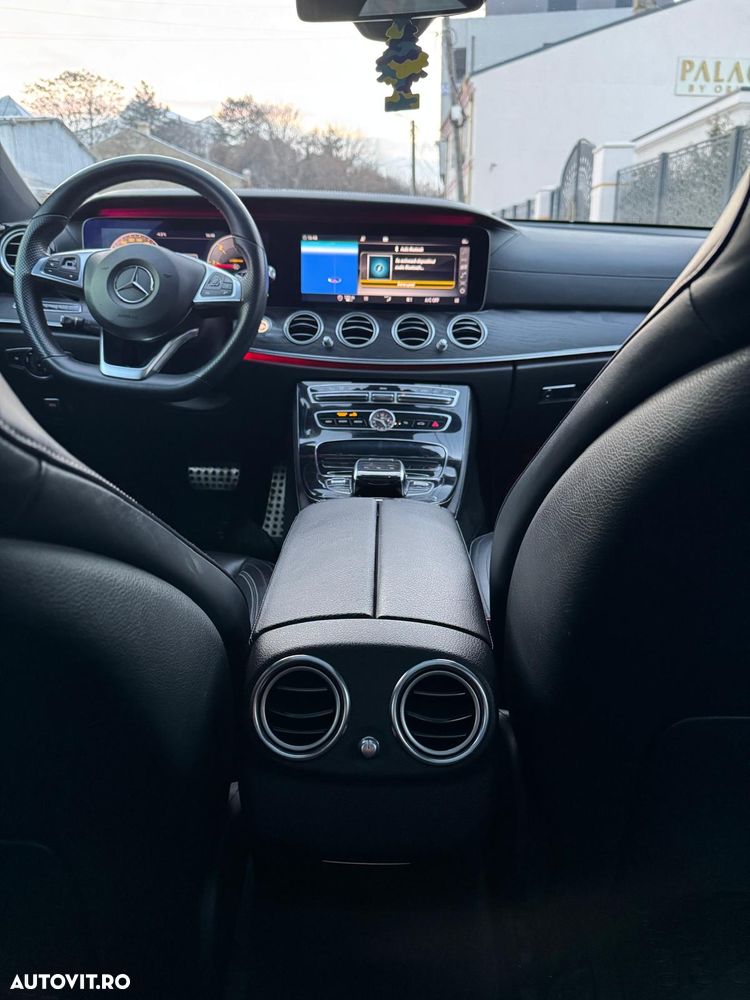 Mercedes-Benz E - 14