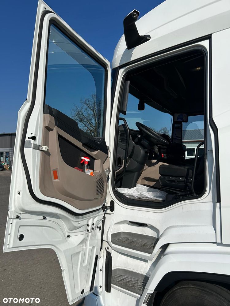 DAF XG - 11