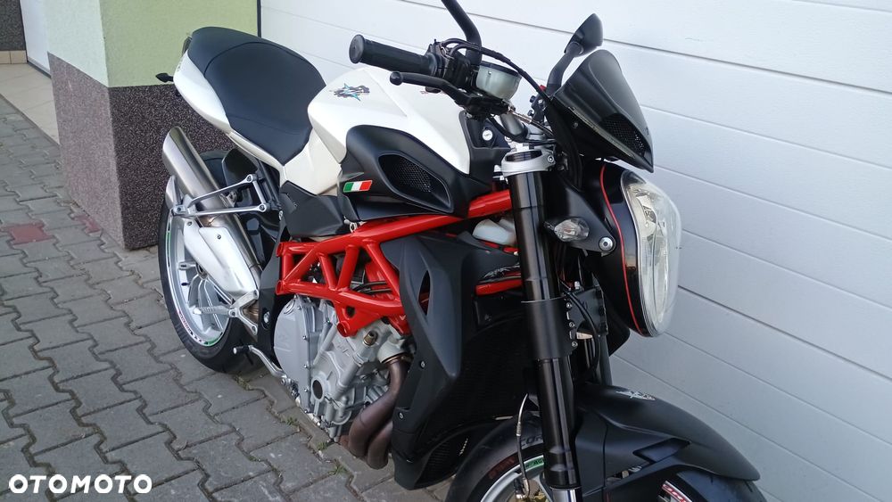 MV AGUSTA Brutale - 29