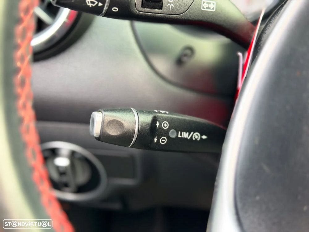 Mercedes-Benz CLA 220 d Shooting Brake AMG Line Aut. - 21