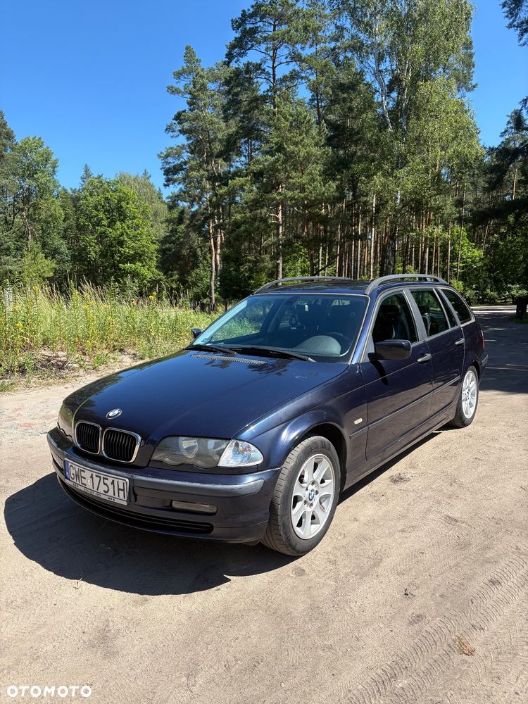 BMW Seria 3 318i - 18