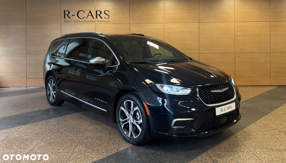 Chrysler Pacifica - 2