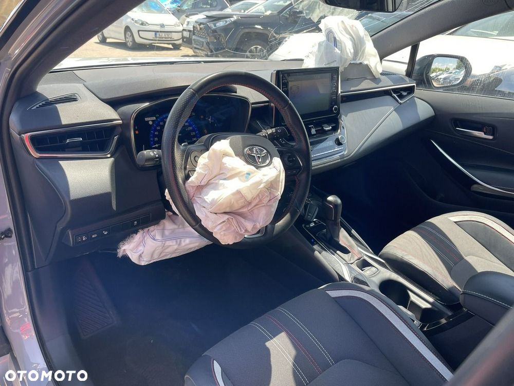 Toyota Corolla 2.0 Hybrid GR Sport - 9