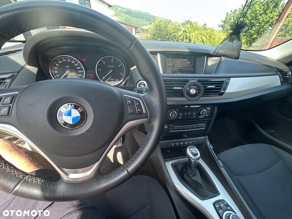 BMW X1 xDrive18d - 22