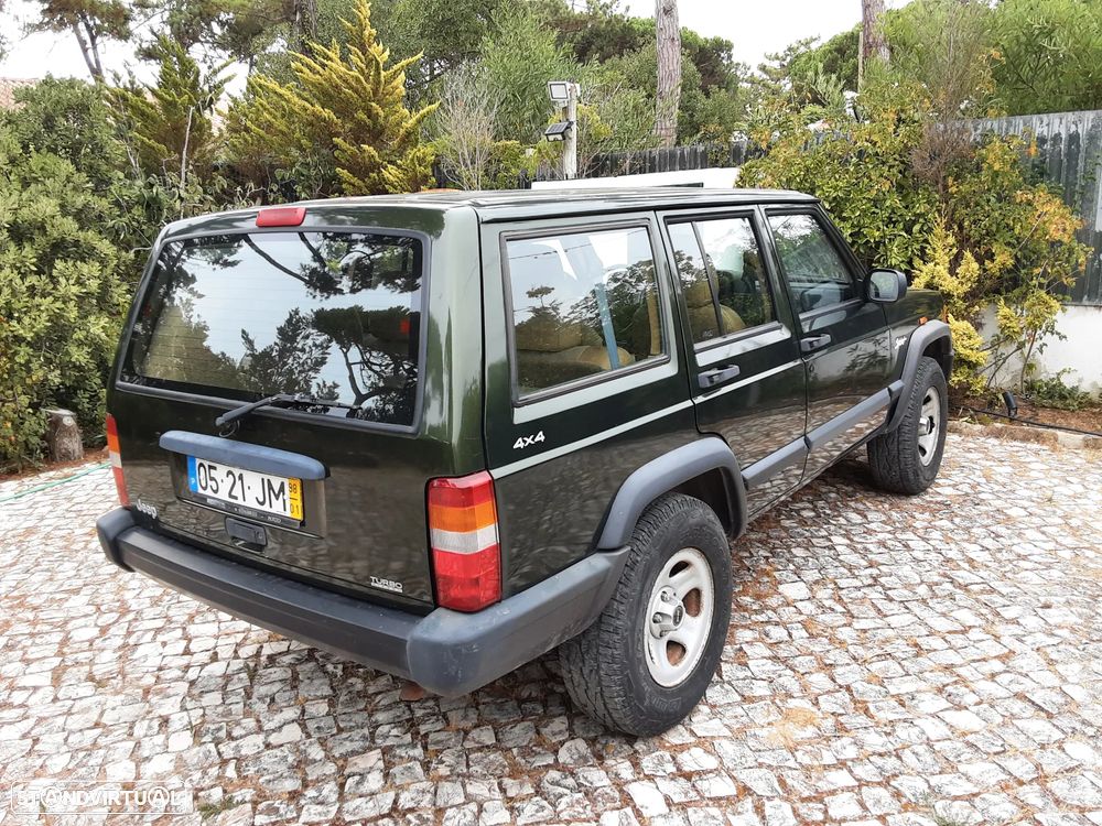 Jeep Cherokee 2.5 TD Sport - 4