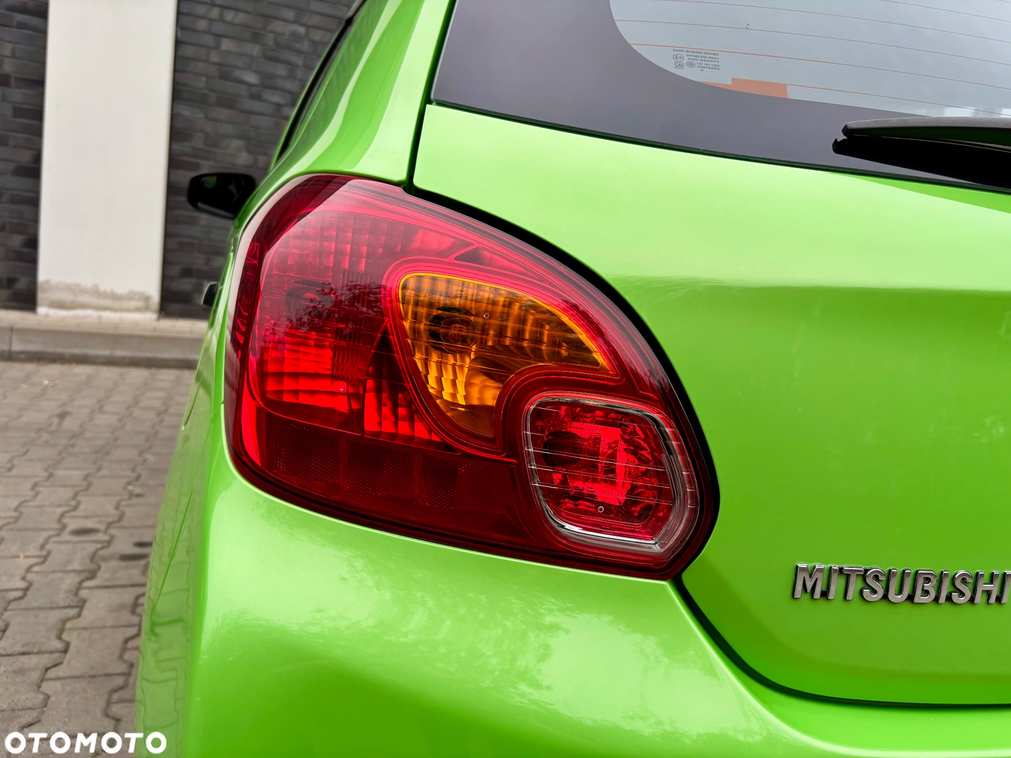 Mitsubishi Space Star 1.0 Inform - 13