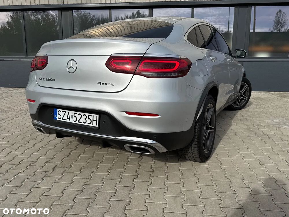 Mercedes-Benz GLC 200 d 4Matic 9G-TRONIC AMG Line Plus - 3
