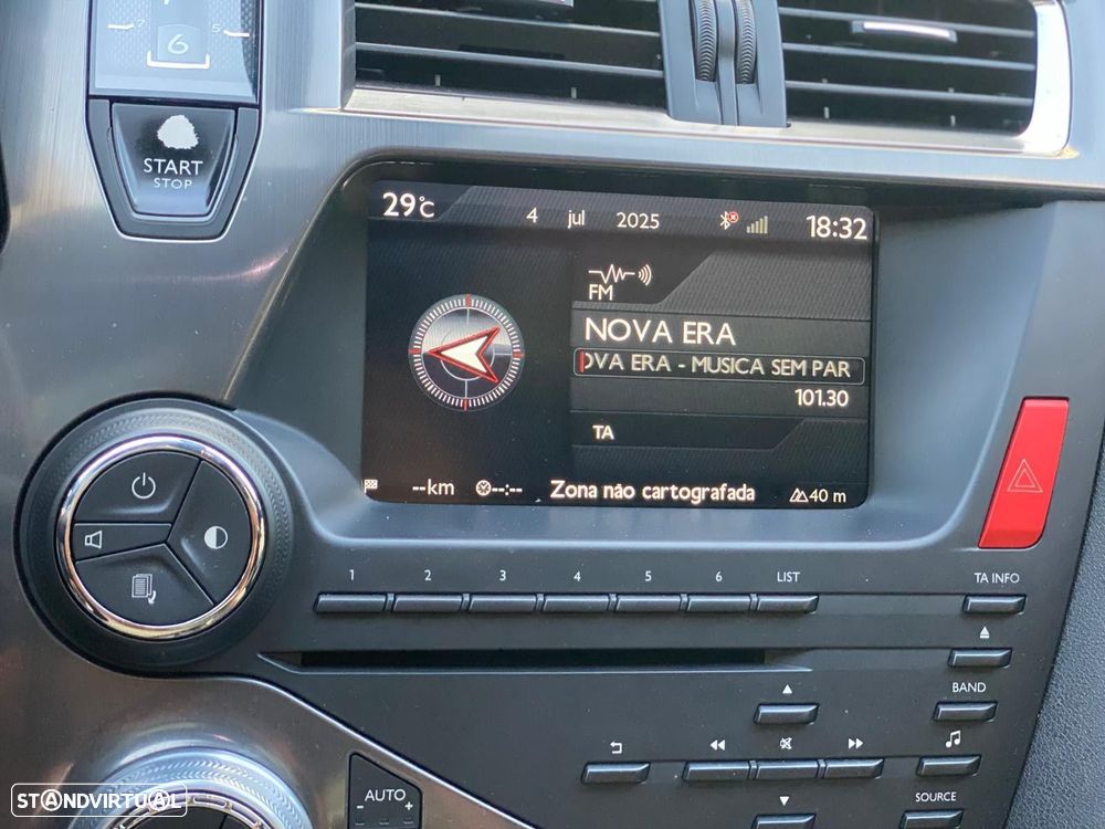 Citroën DS5 2.0 HDi Hybrid4 So Chic CMP6 - 26