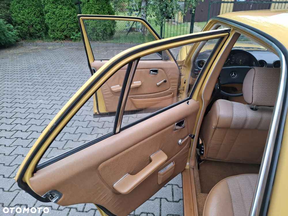 Mercedes-Benz W123 - 11