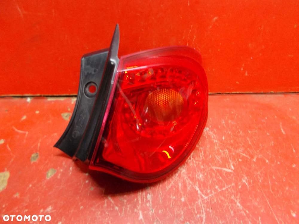 ALFA ROMEO GIULIETTA LAMPA PRAWA TYŁ TYLNA 50513612