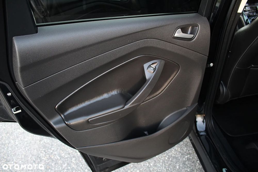 Ford Kuga 2.0 TDCi Titanium - 16