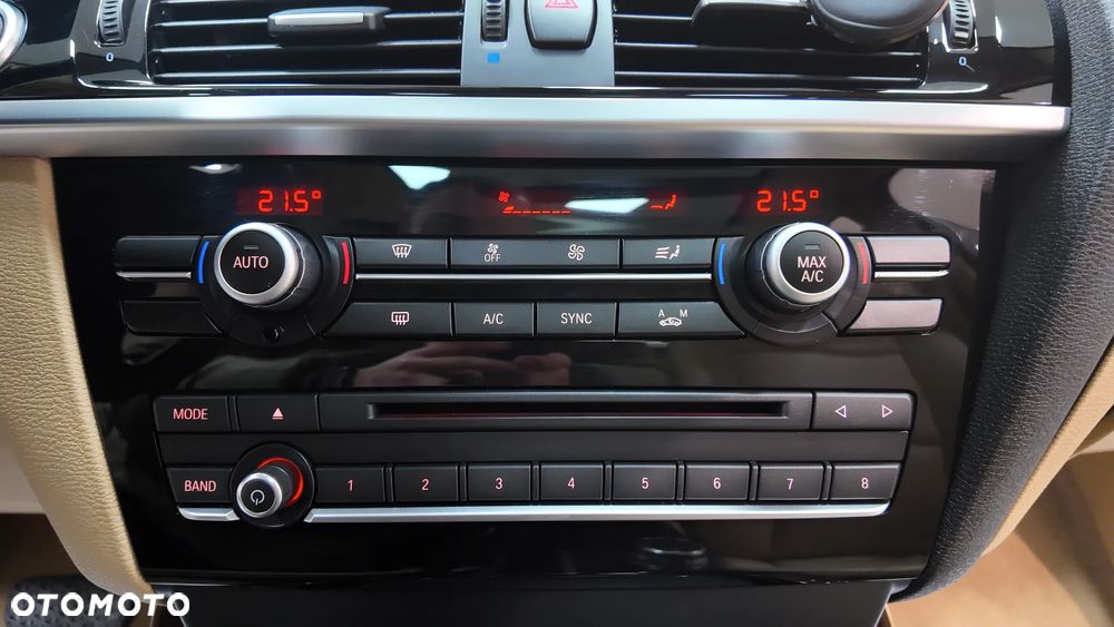 BMW X3 xDrive28i xLine sport - 28