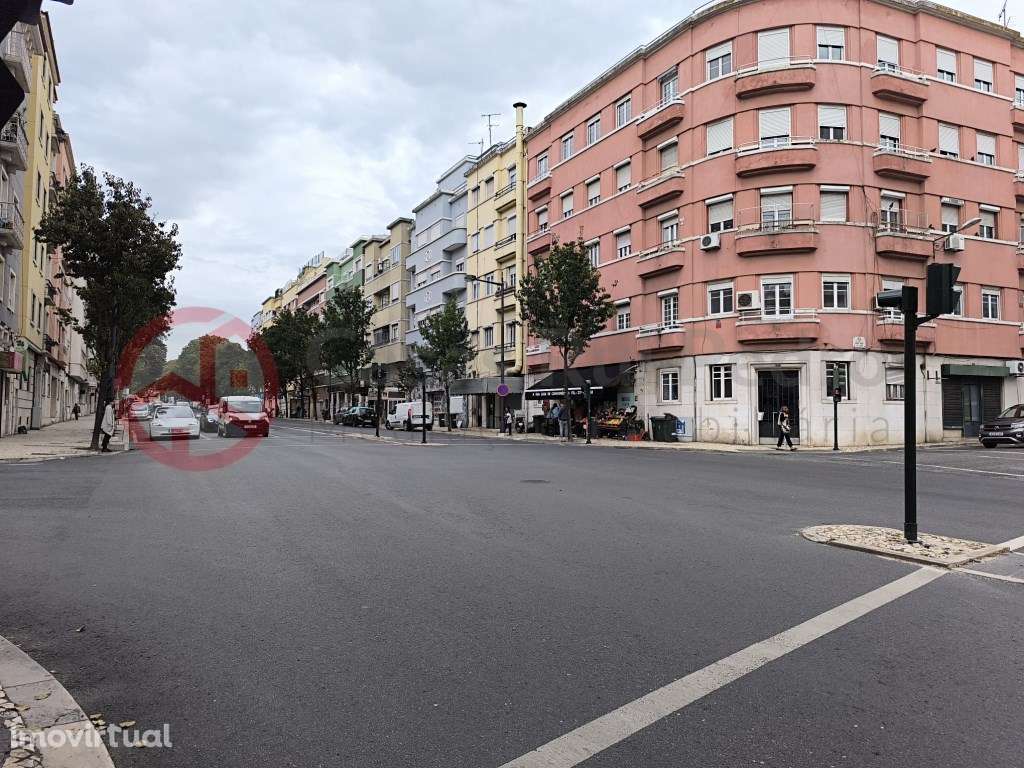 Apartamento T2+1 com Logradouro - Grande imagem: 4/38