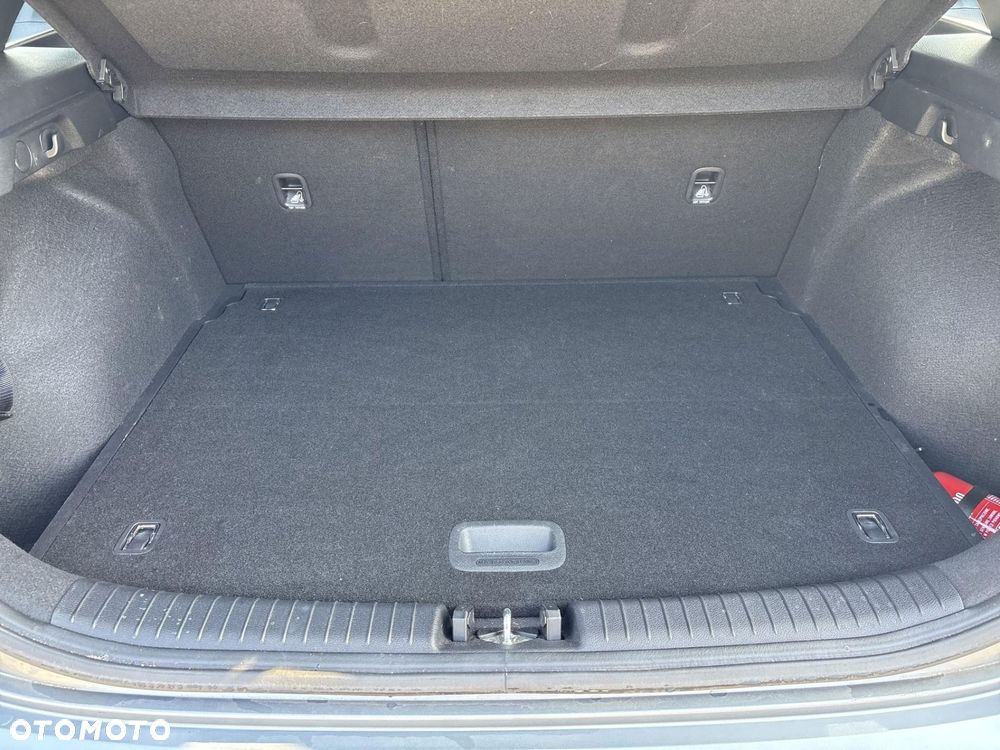 Kia Ceed - 17