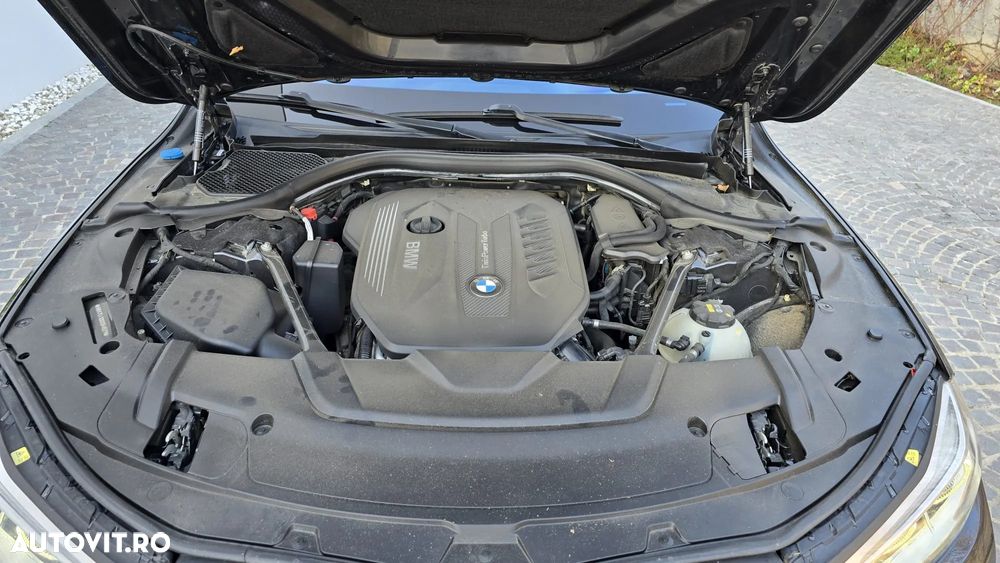 BMW Seria 7 730d xDrive - 17