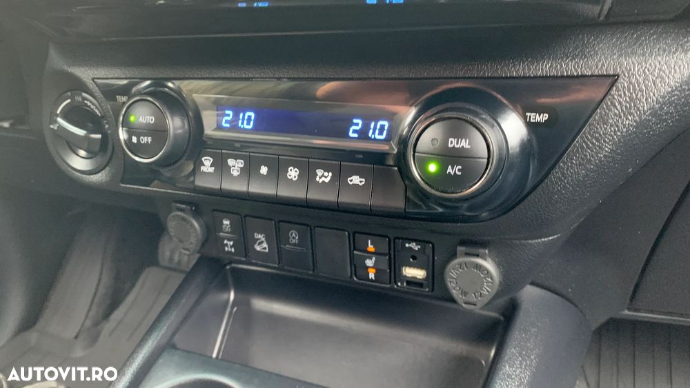 Toyota Hilux 2.8D 204CP 4x4 Double Cab AT Executive Color Edition - 20