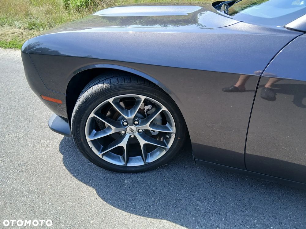 Dodge Challenger - 23