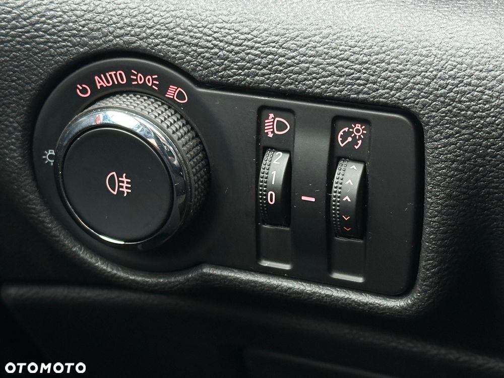 Opel Astra 1.6 Active - 22