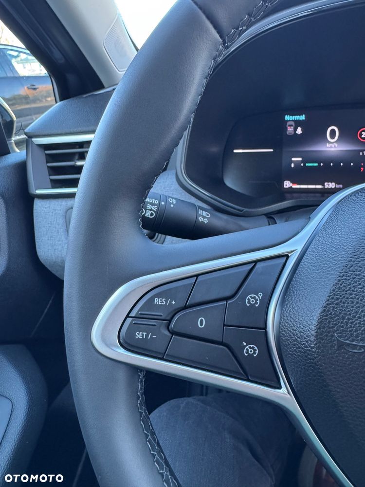 Renault Clio TCe 100 INTENS - 23