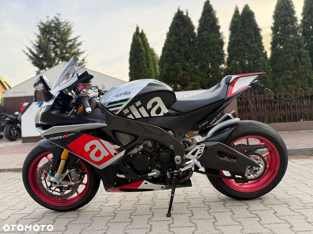 Aprilia RSV - 16