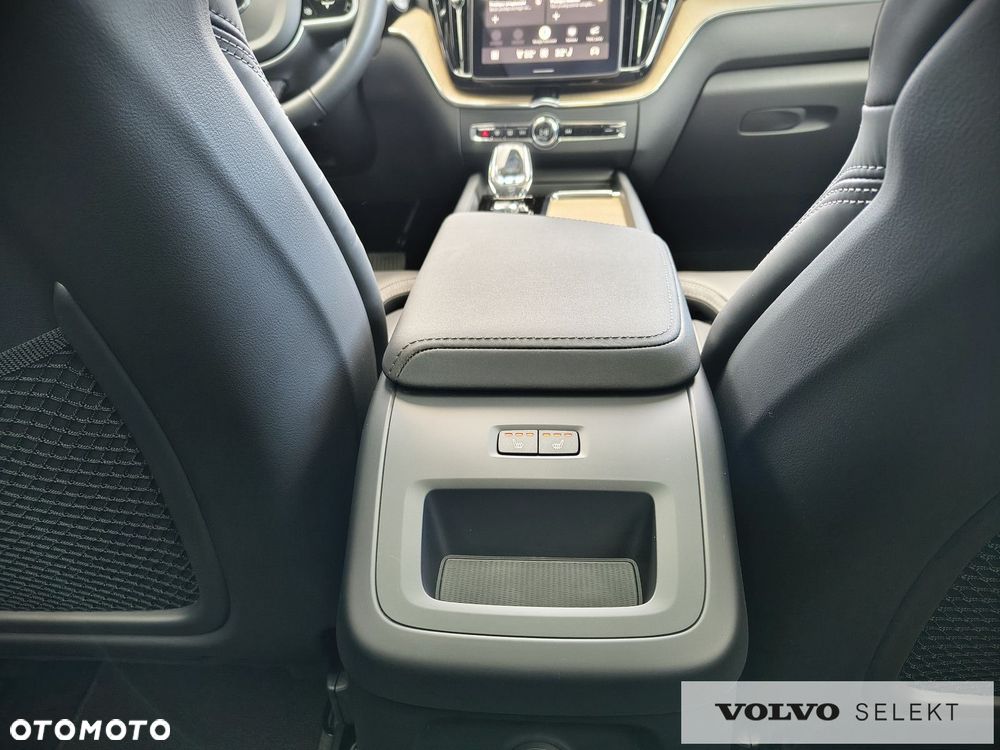Volvo XC 60 - 29