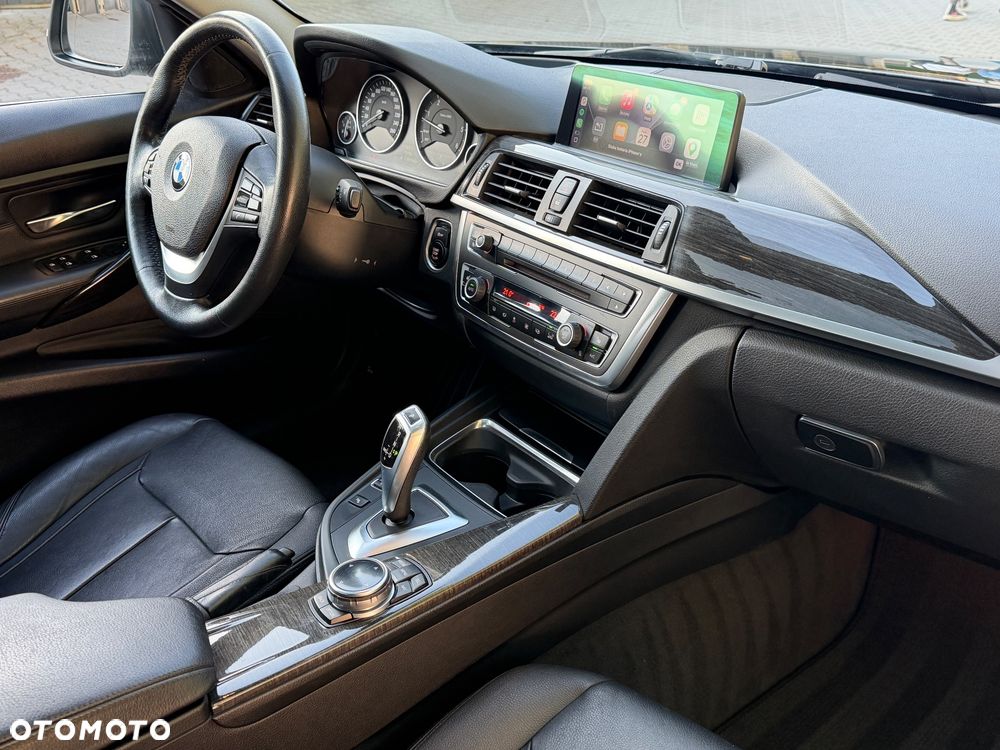 BMW Seria 3 330d Sport-Aut Luxury Line - 20