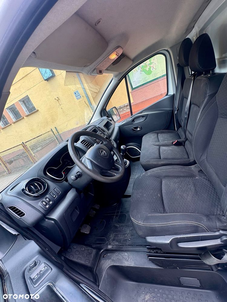 Opel VIVARO - 18