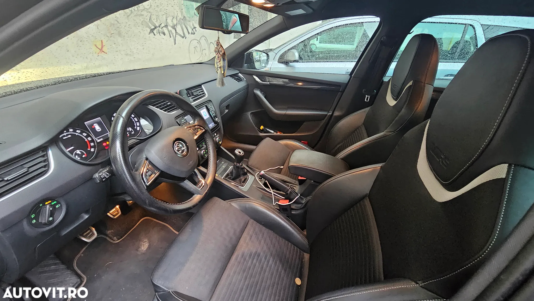 Skoda Octavia 2.0 TDI RS - 3