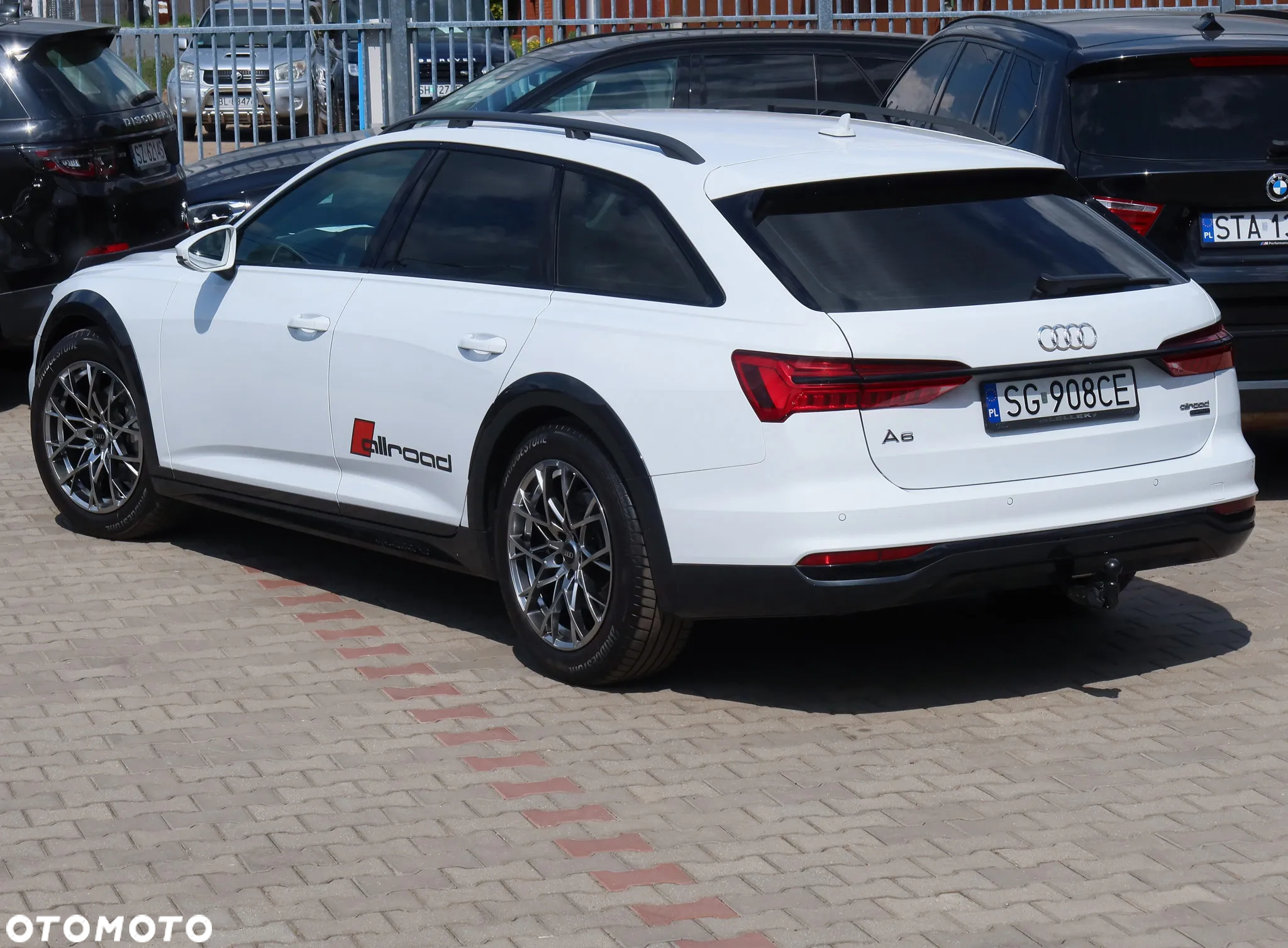 Audi A6 Allroad - 33