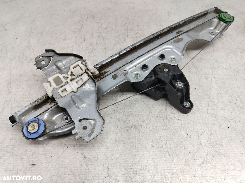 Macara stanga spate C17690-100 Nissan Qashqai 1 J10 [2007 - 2010] - 2