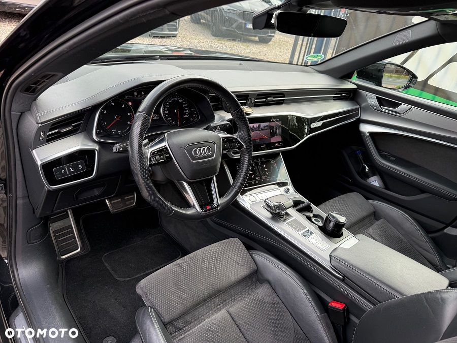 Audi A6 Avant - 16