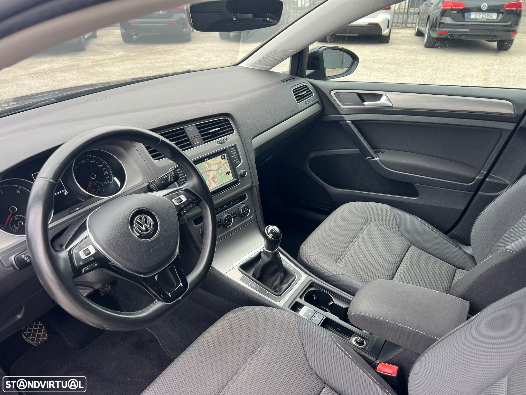 VW Golf 1.6 TDi Highline - 11