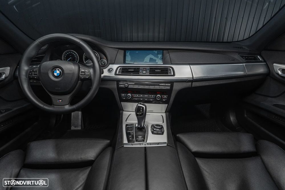 BMW 740 d Pack M - 6
