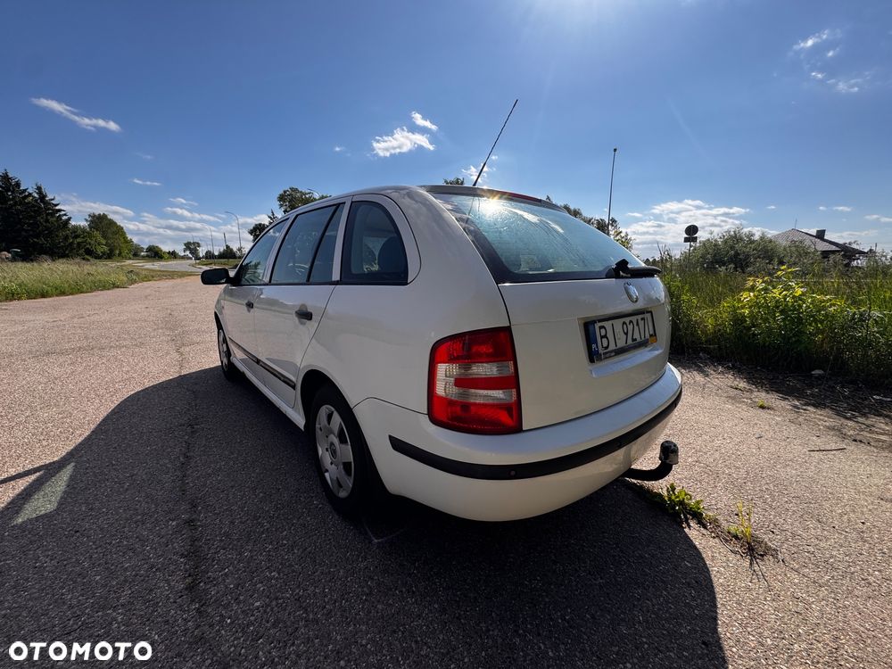 Skoda Fabia 1.4 16V Active - 5
