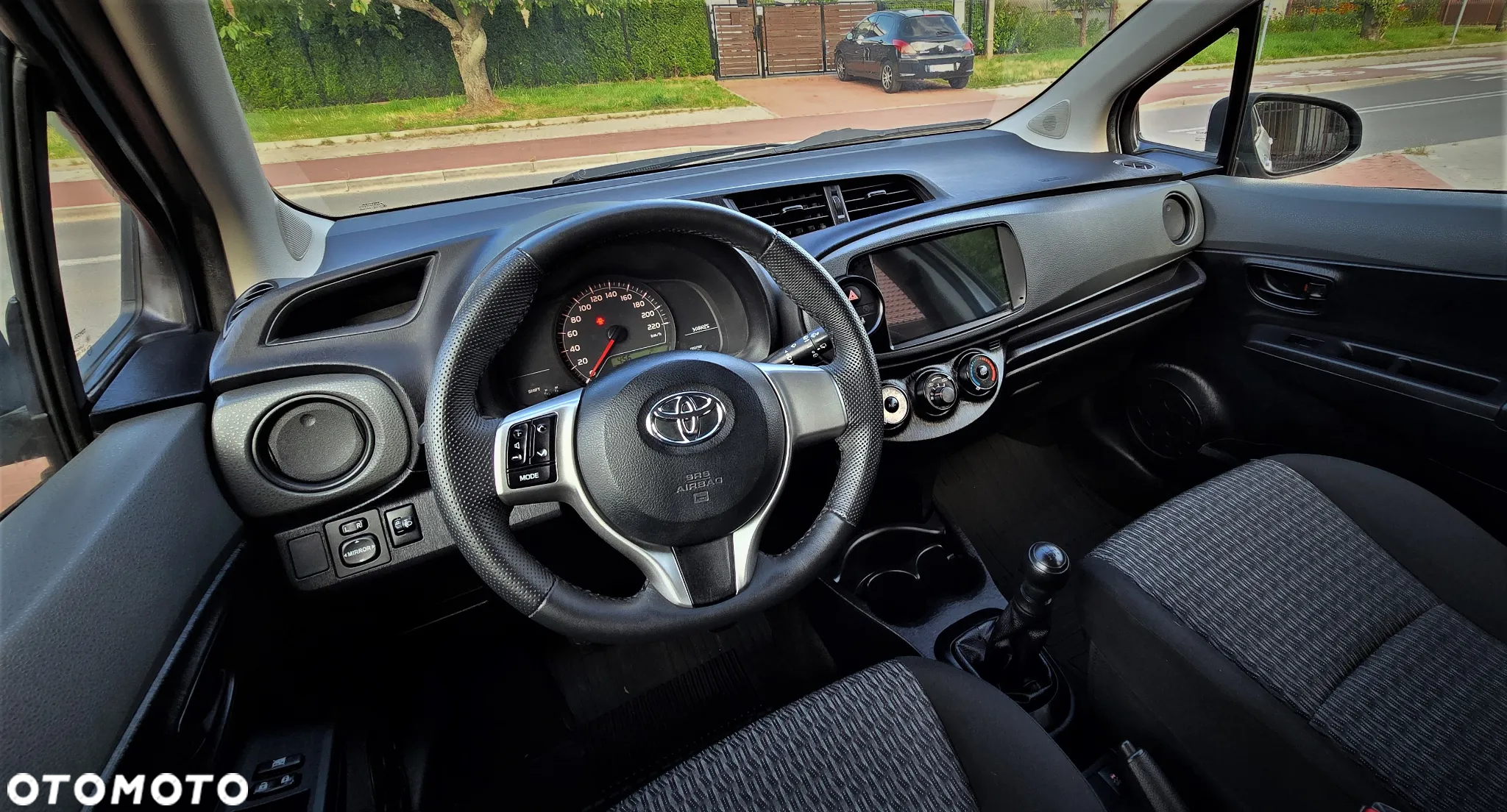 Toyota Yaris 1.0 VVT-i Luna - 19