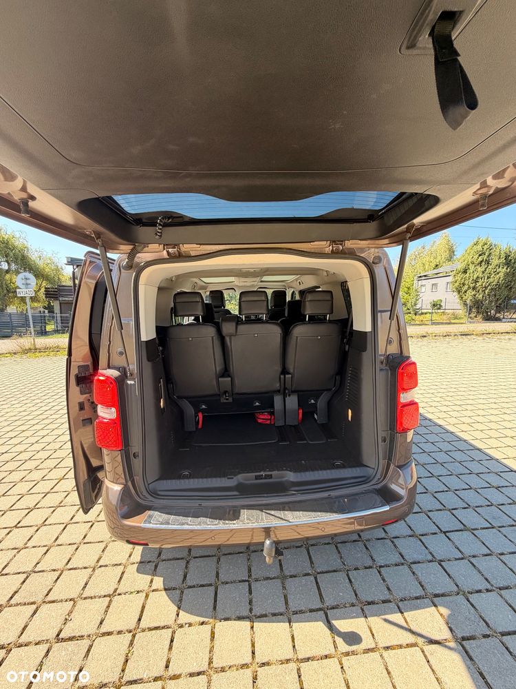 Peugeot Traveller 2.0 BlueHDi Standard Business Vip - 16