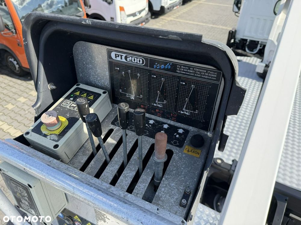 Nissan Cabstar - 22