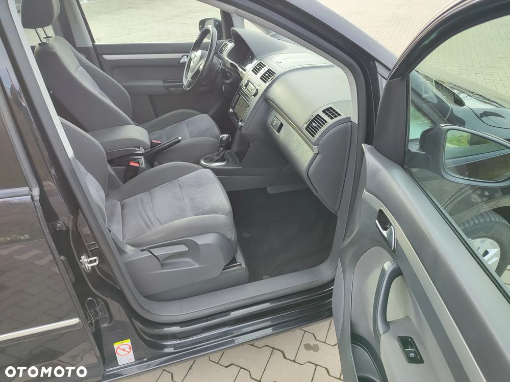 Volkswagen Touran 1.4 TSI DSG Highline - 20