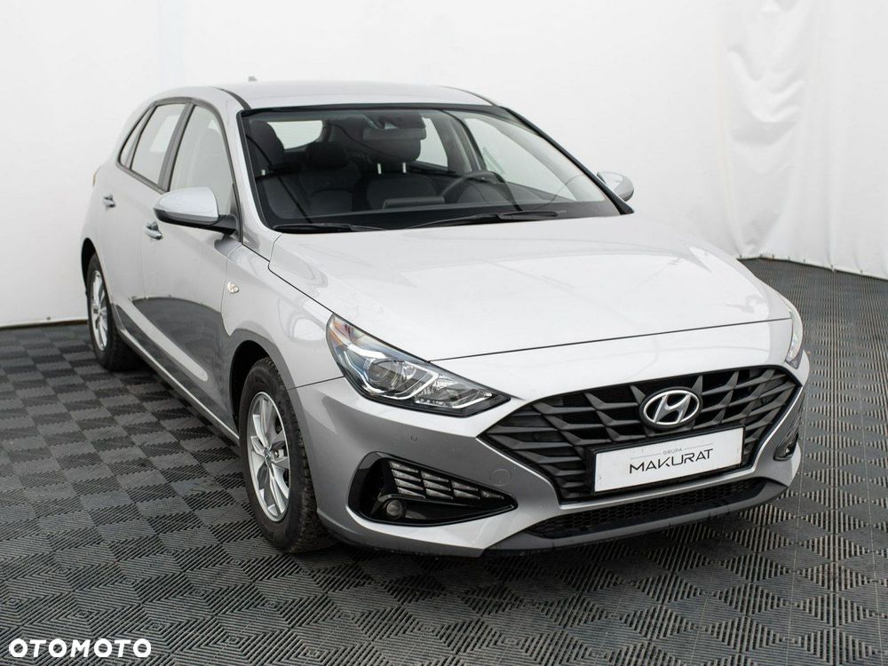 Hyundai i30 1.5 DPI Classic + - 4