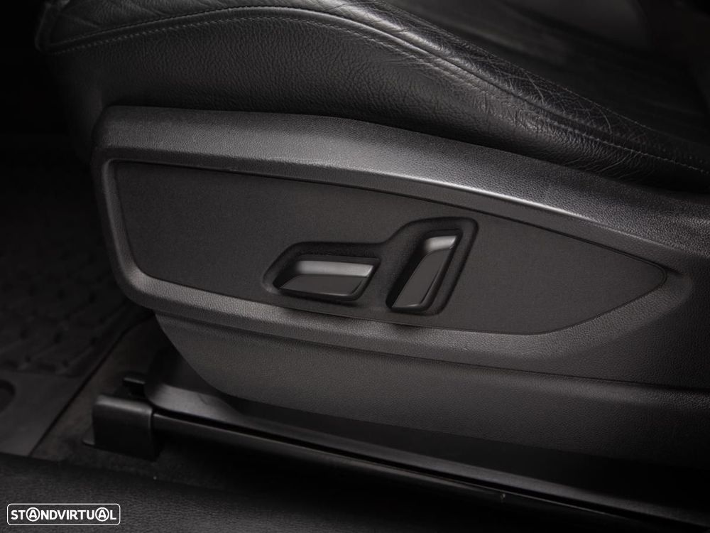 Audi Q5 2.0 TDI quattro S-line S-tronic - 18