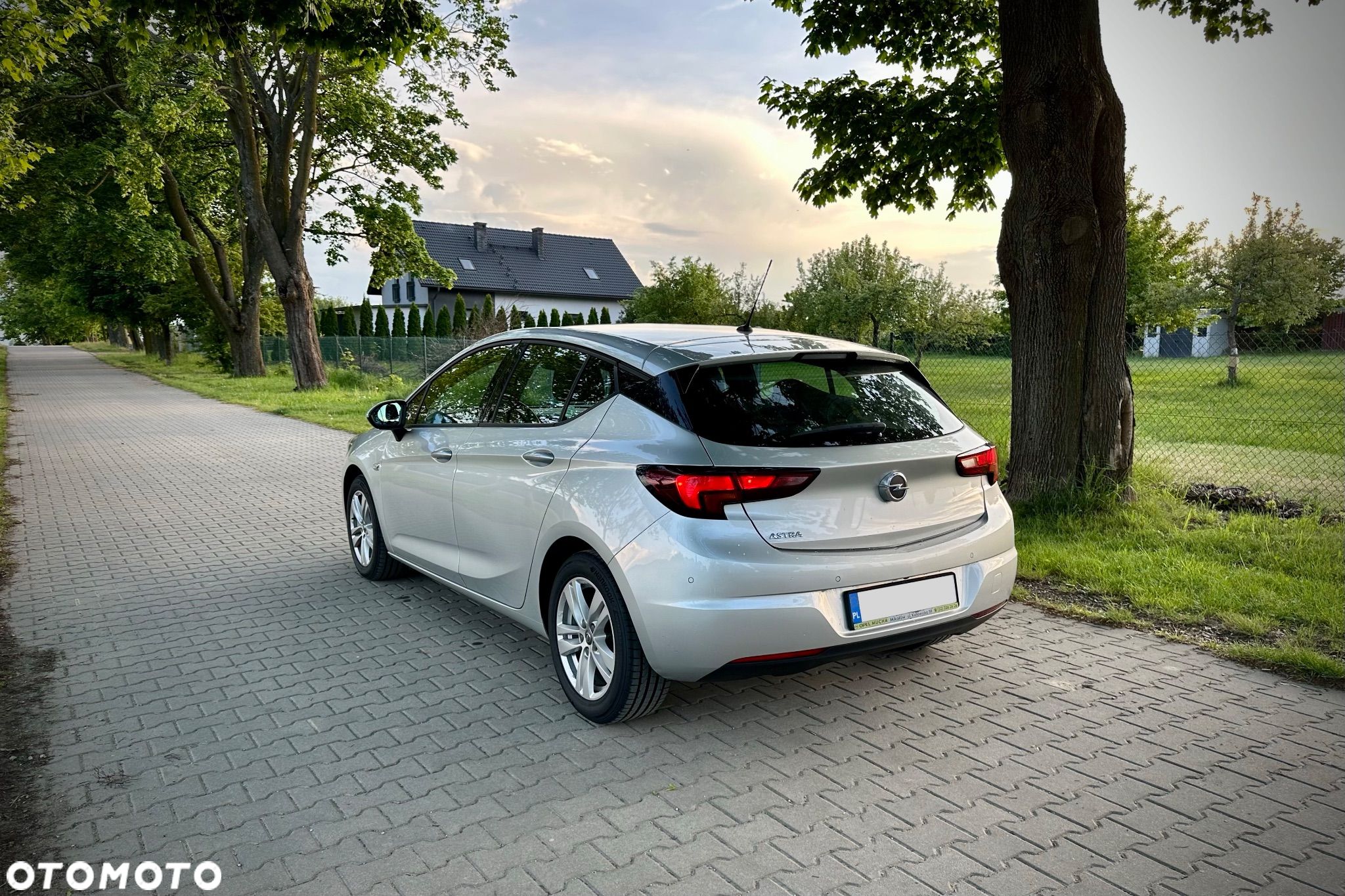 Opel Astra - 1