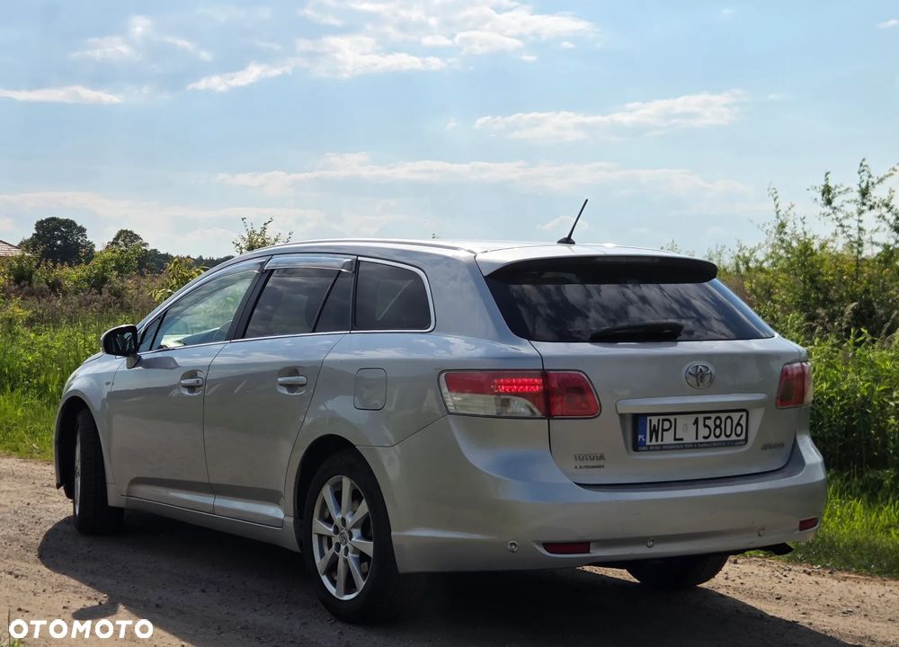 Toyota Avensis 2.2 D-4D 2010 - 3