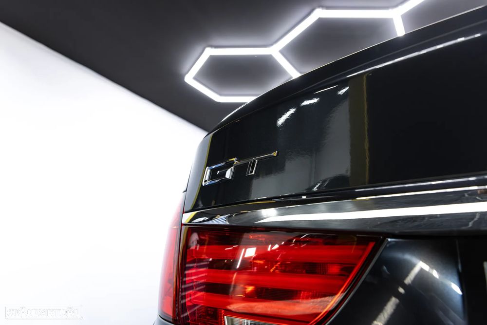 BMW 535 Gran Turismo - 12